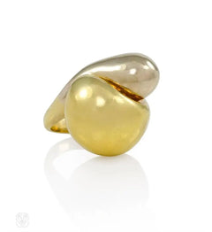 Two-color gold sculptural bypass ring