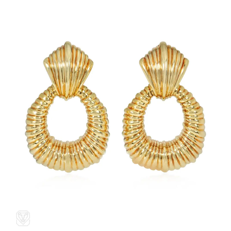 Van Cleef & Aprels textured gold doorknocker earrings